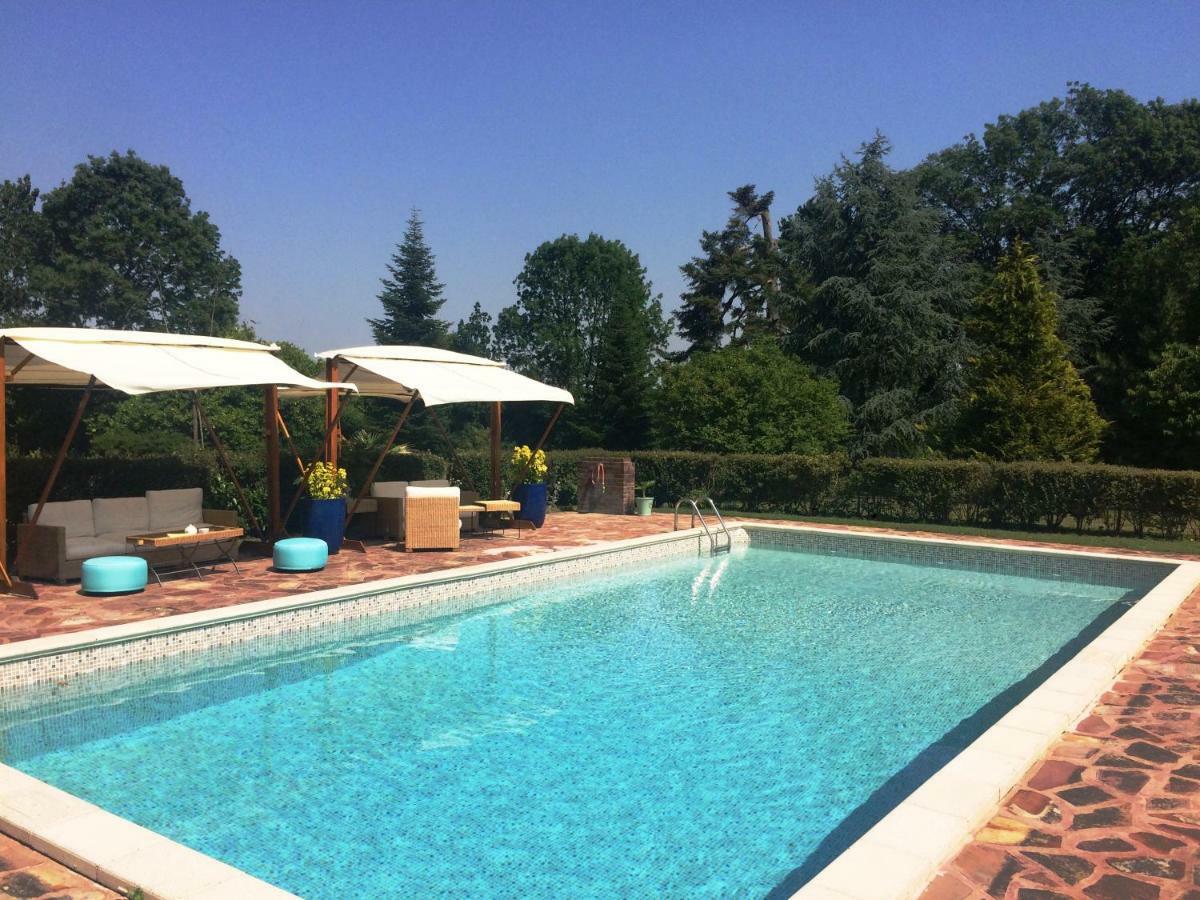 Bed & Breakfast Manoir Des Tuileries Du Buisson *